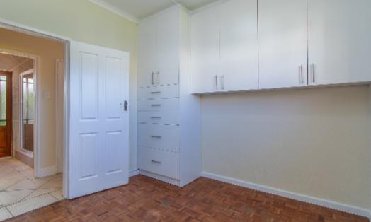3 Bedroom Property for Sale in Golden Acre Western Cape